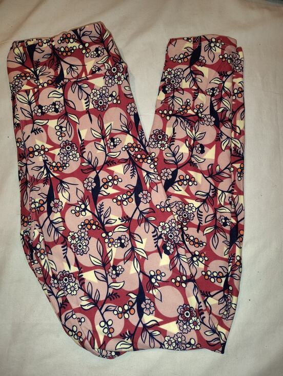 LuLaRoe Pants - LuLaRoe Leggings One Size NWOT Geometric Flowers NEW OS
